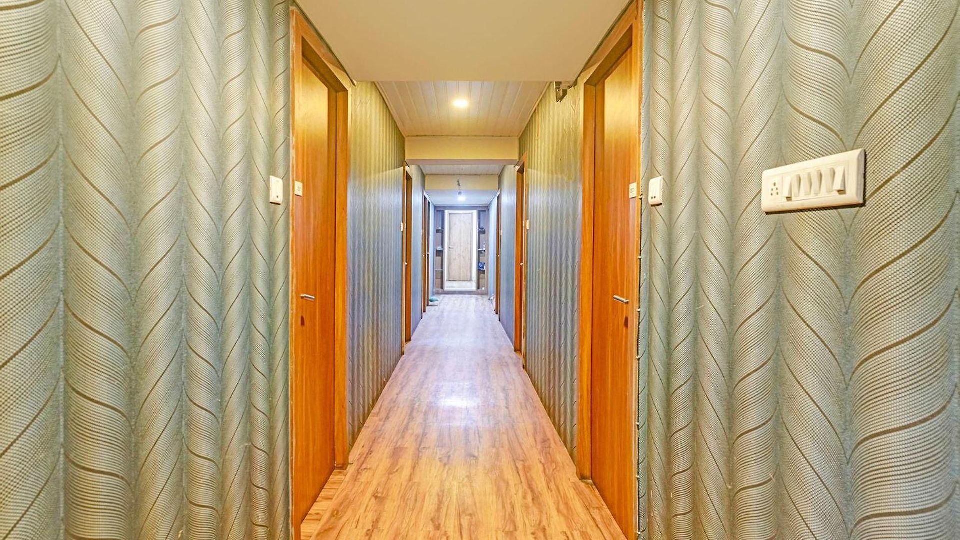 Hotel Via Maahi Residency 2*