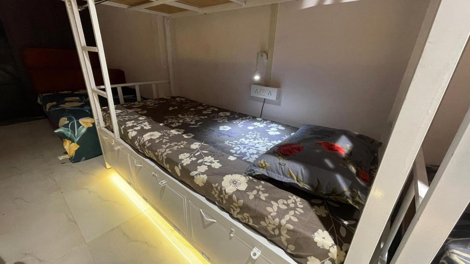 Hostel Sunny's Mumbai
