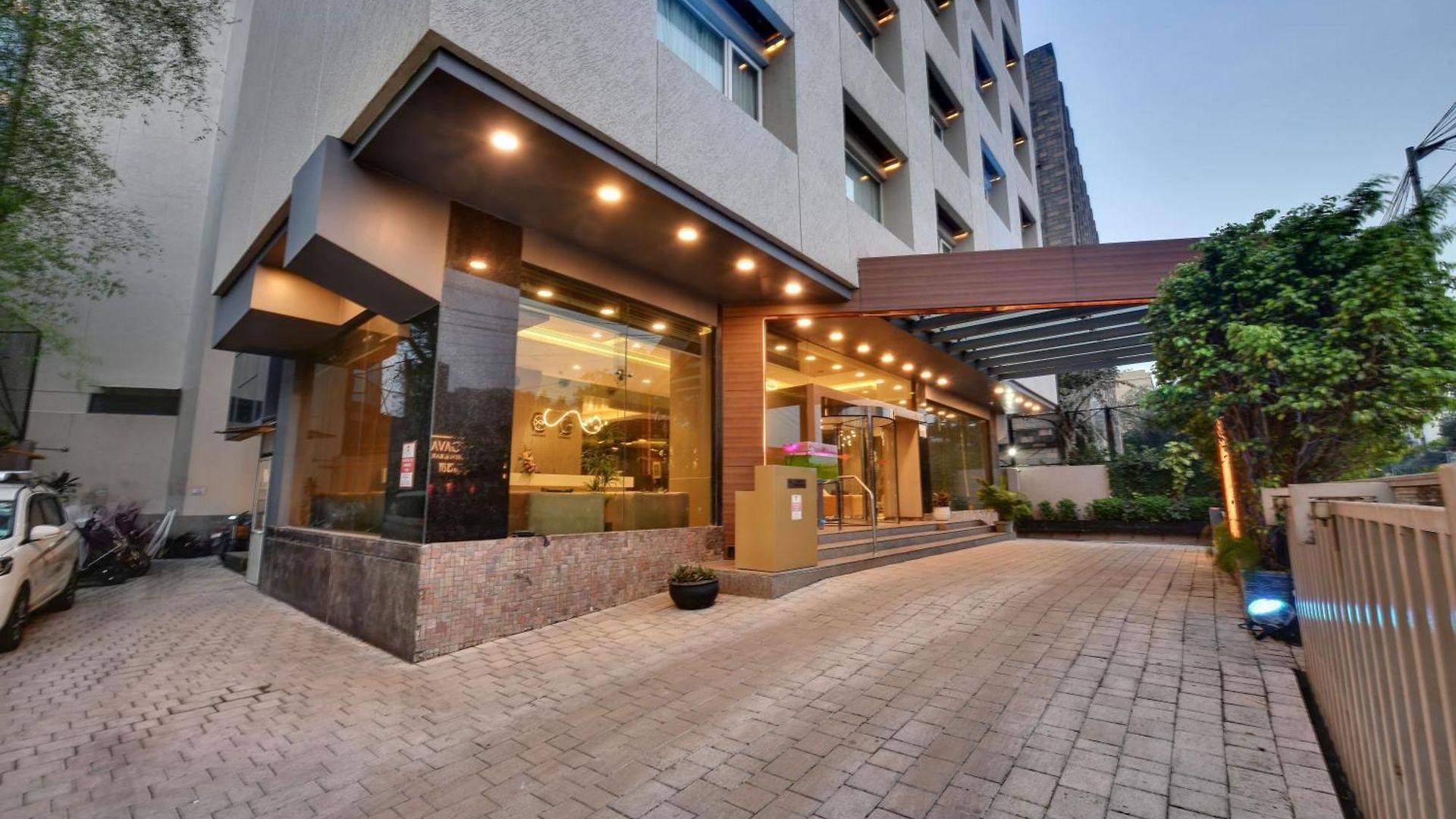 Suba International Sahar Road Hotel