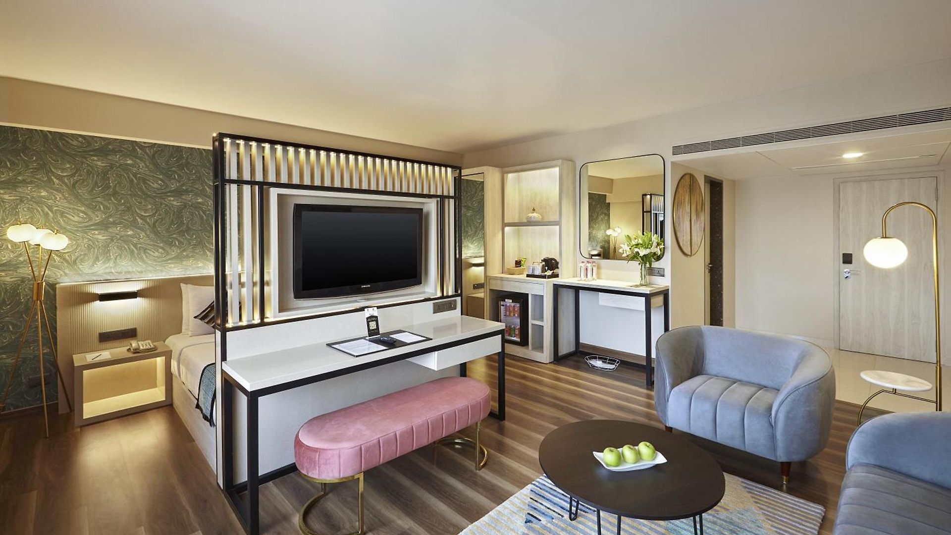 Suba International Sahar Road Hotel 4*
