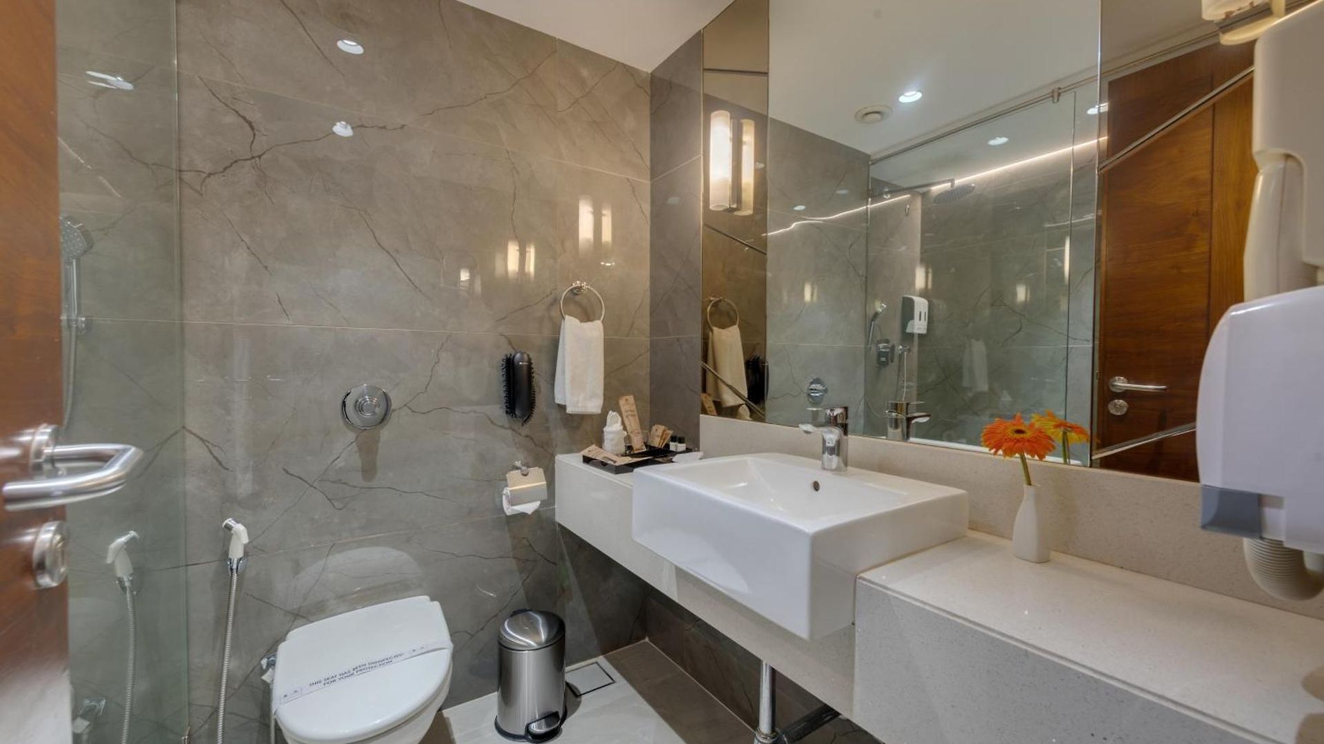 Suba International Sahar Road 4* Mumbai
