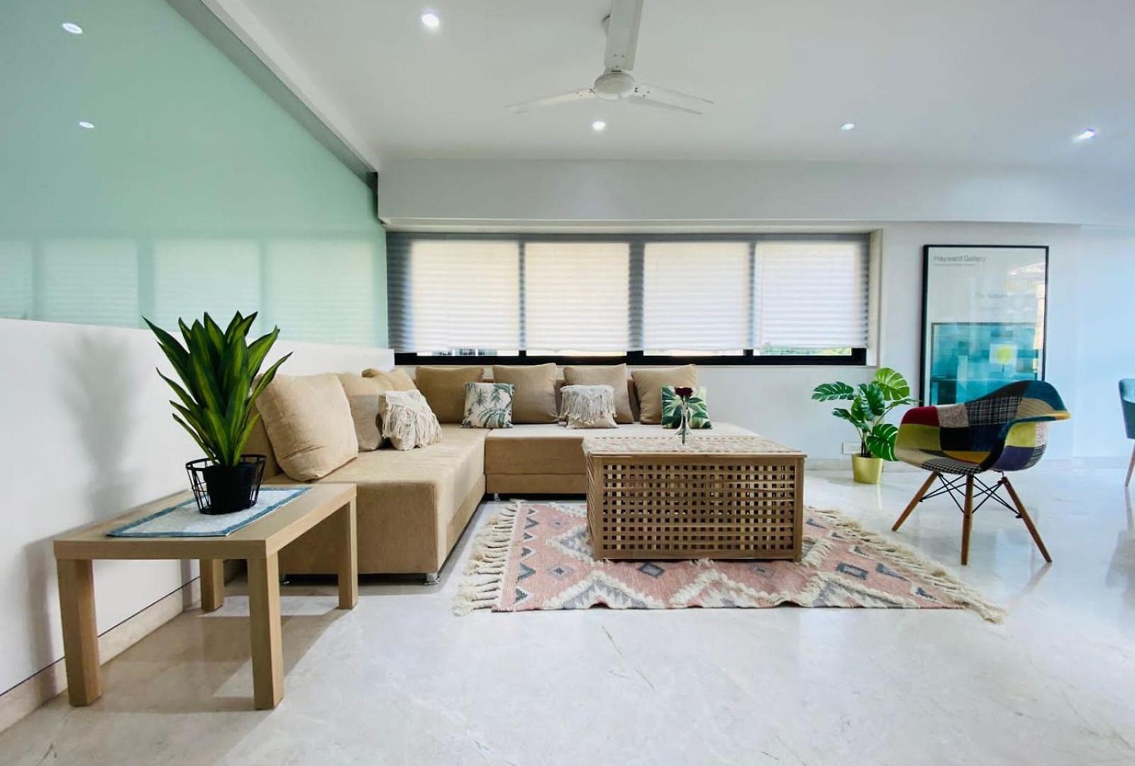 Apartment Connekthomes -modern 3bed3bath In Prime Bandra Neighborhood