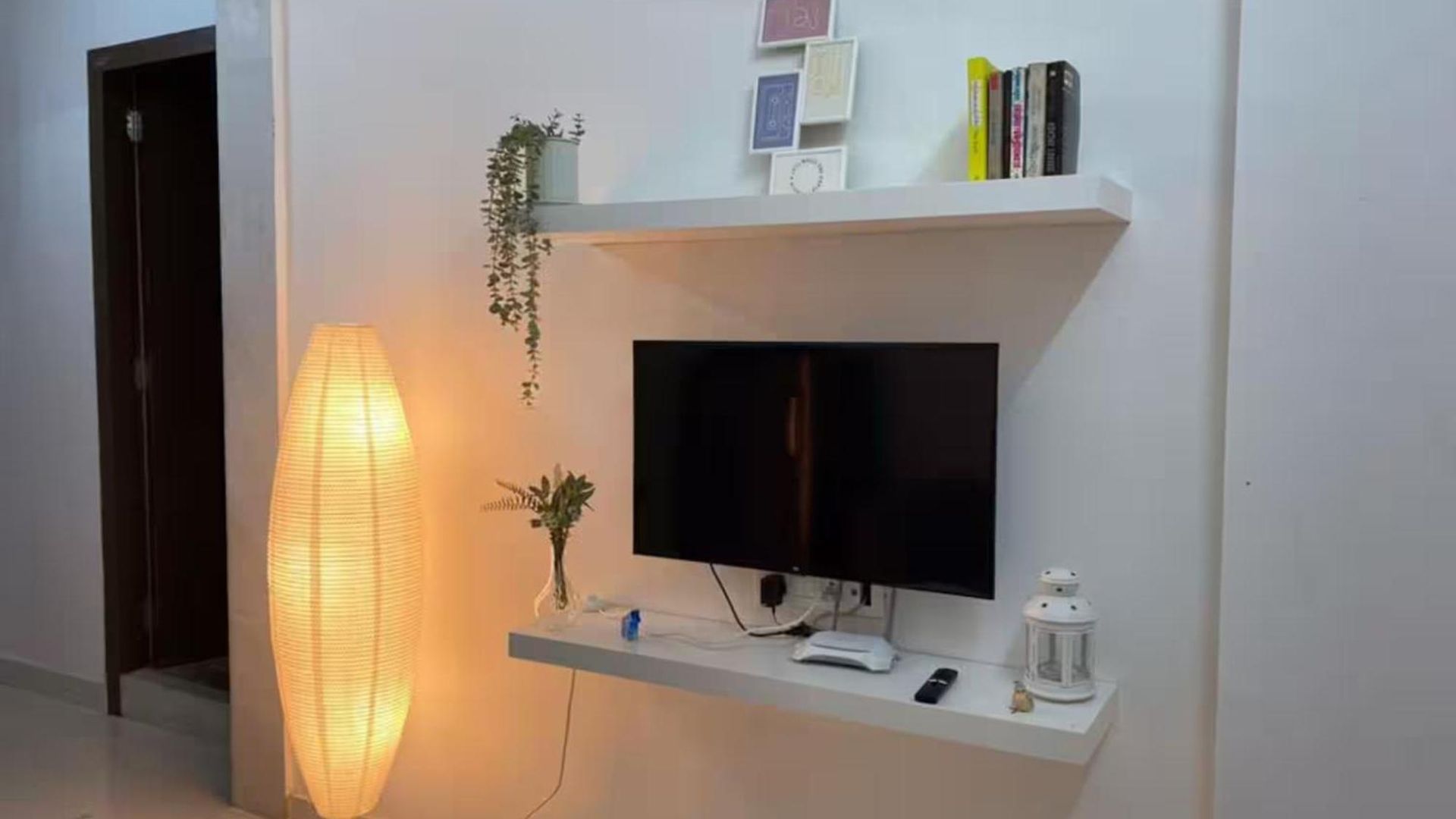 Connekthomes - Angel Views, Chapel Road, Bandra West Apartment *