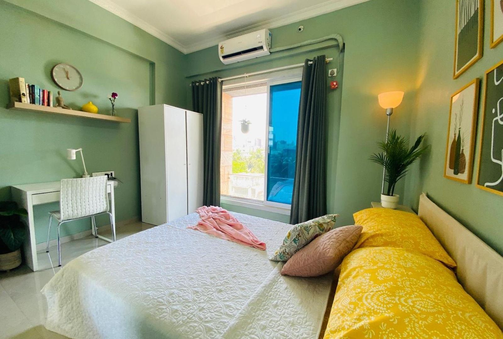 Connekthomes - Angel Views, Chapel Road, Bandra West Apartment Mumbai