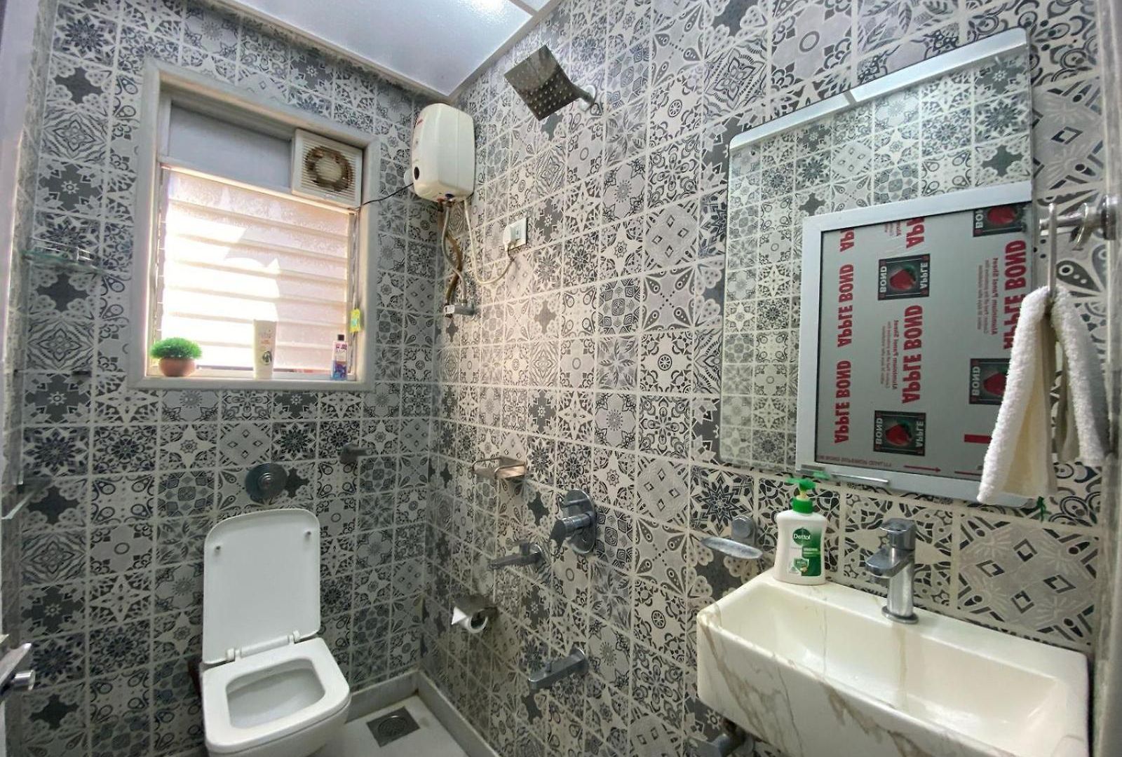 Apartment Connekthomes - Angel Views, Chapel Road, Bandra West