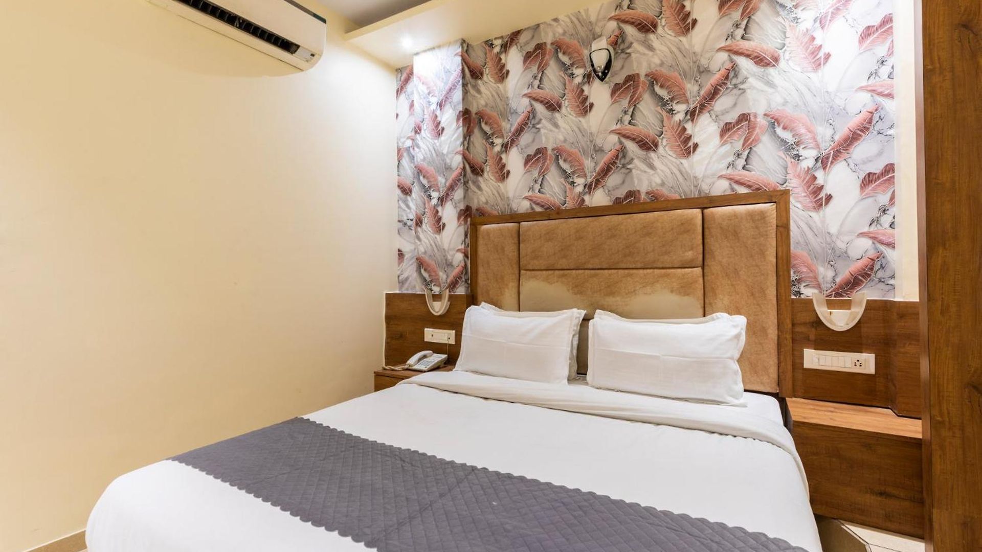 Bed & Breakfast Lotus Grand Near International Airport