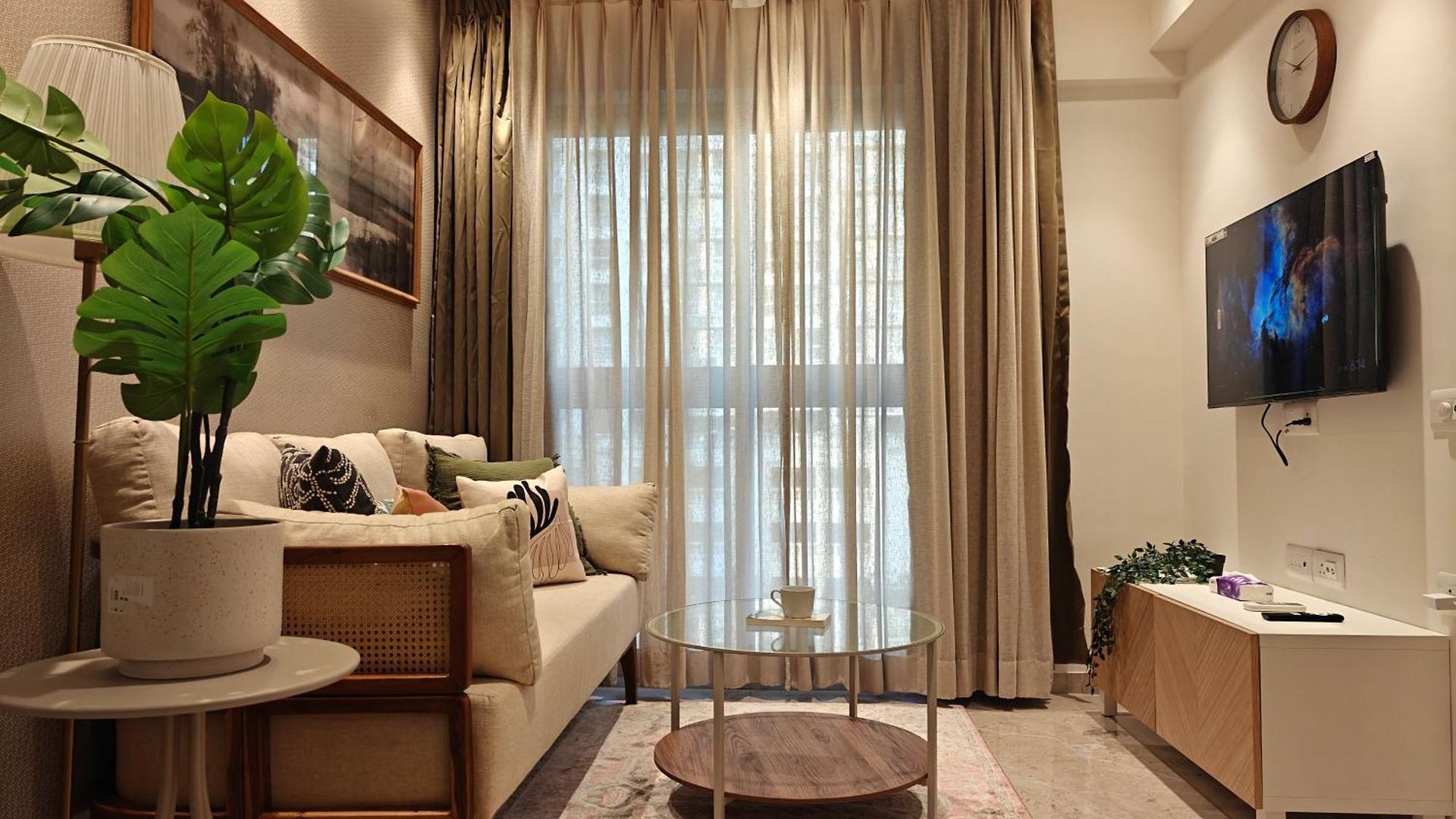 Lite - Powai Apartment *