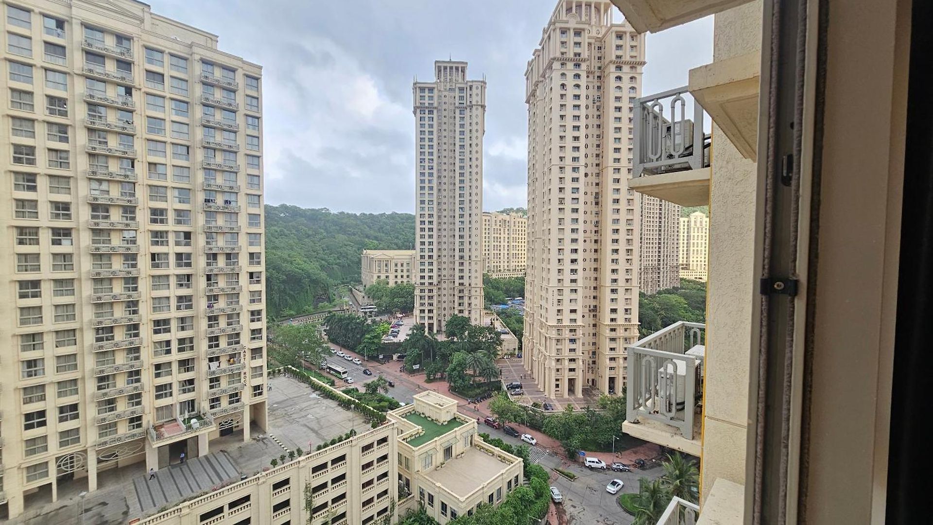 Lite - Powai Mumbai