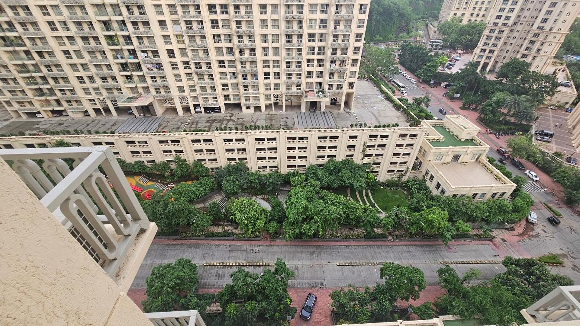 Apartment Lite - Powai Mumbai