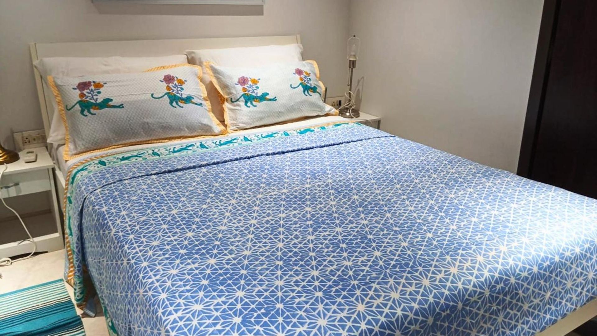Kakad Classic 5, 16th Rd, Pali Village, Khar West By Connekt Homes Apartment