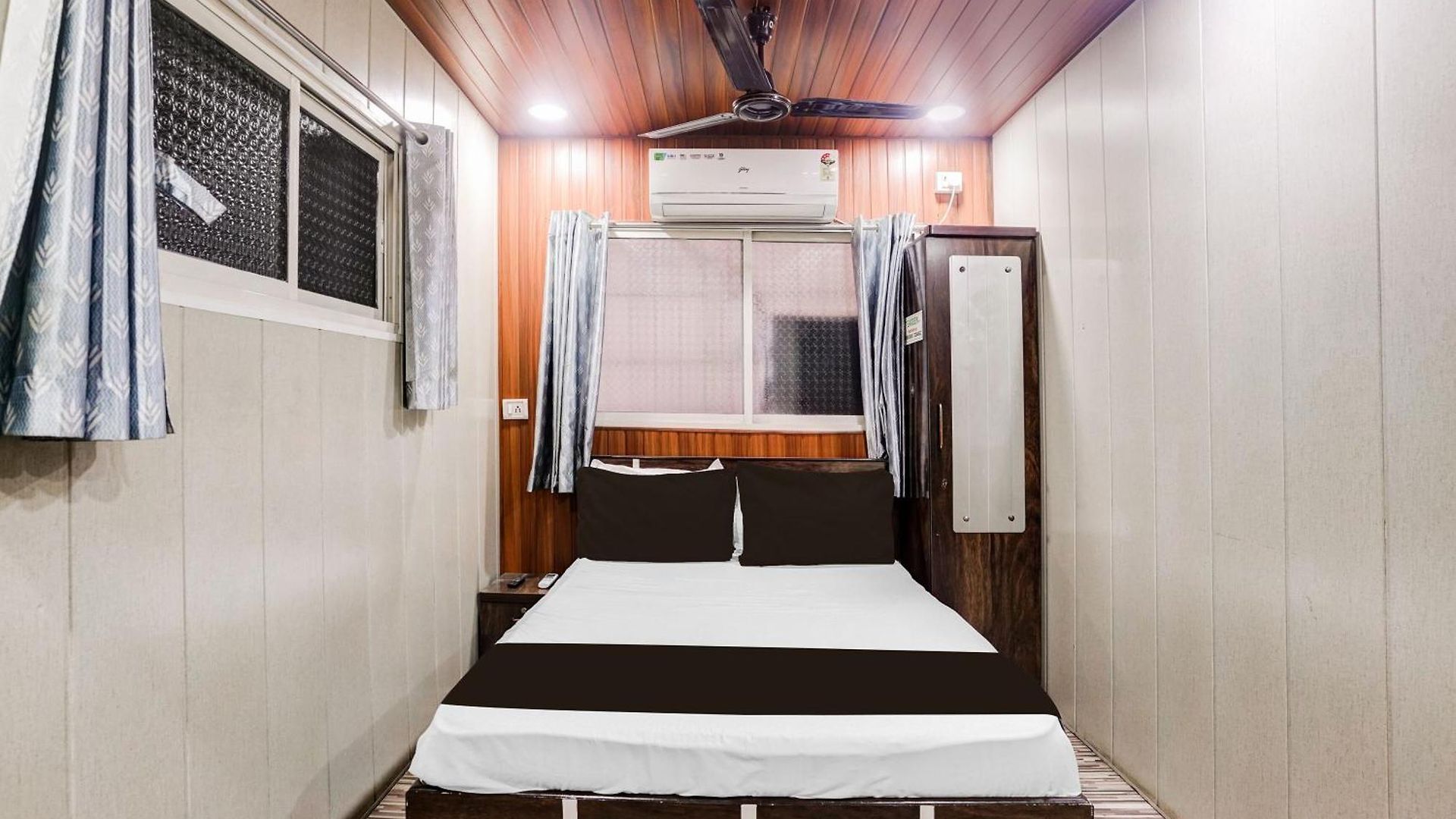 Hotel O Ulhasnagar Railway Junction Formerly Garden 4*