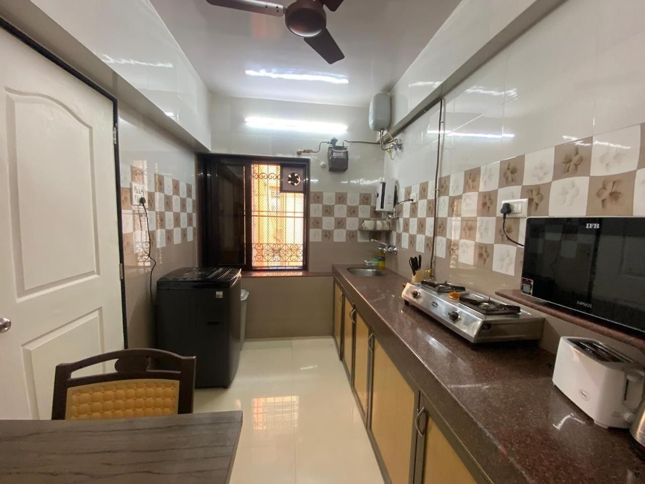 Apartment Dawn - A Spacious Modern In Bandra At Almeida Park By Connekt Homes Mumbai