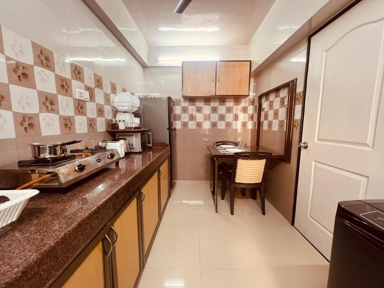 Dawn - A Spacious Modern In Bandra At Almeida Park By Connekt Homes * Mumbai