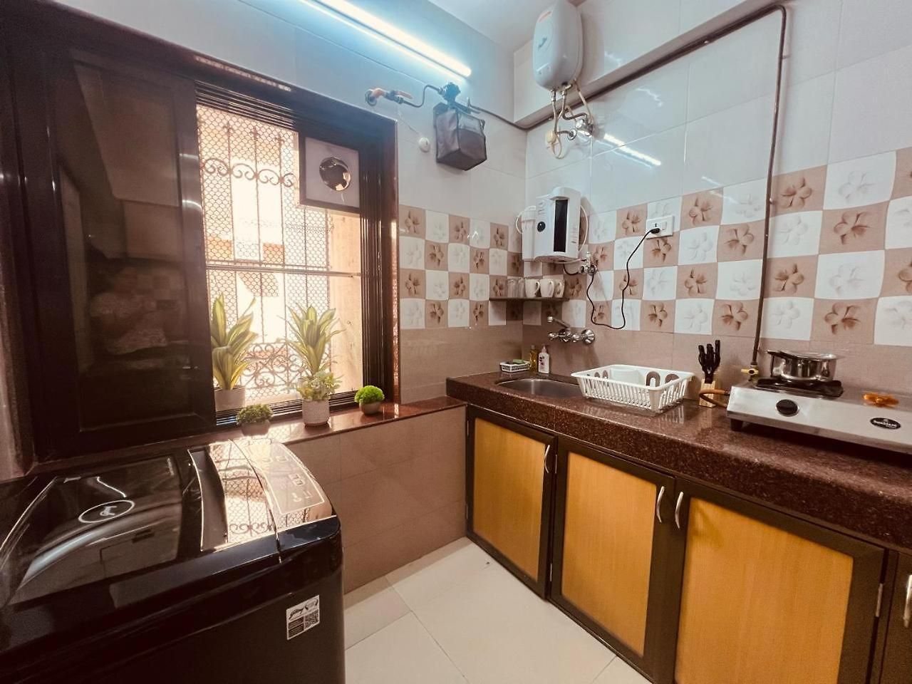 Dawn - A Spacious Modern In Bandra At Almeida Park By Connekt Homes * Mumbai