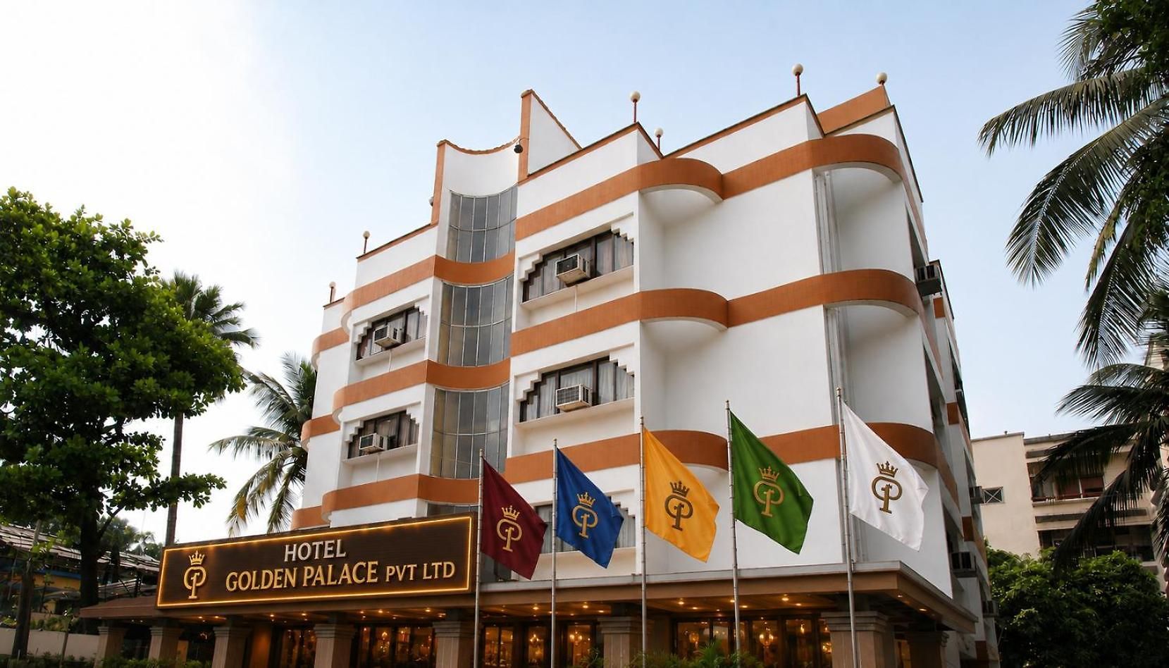 Golden Hotel 2*