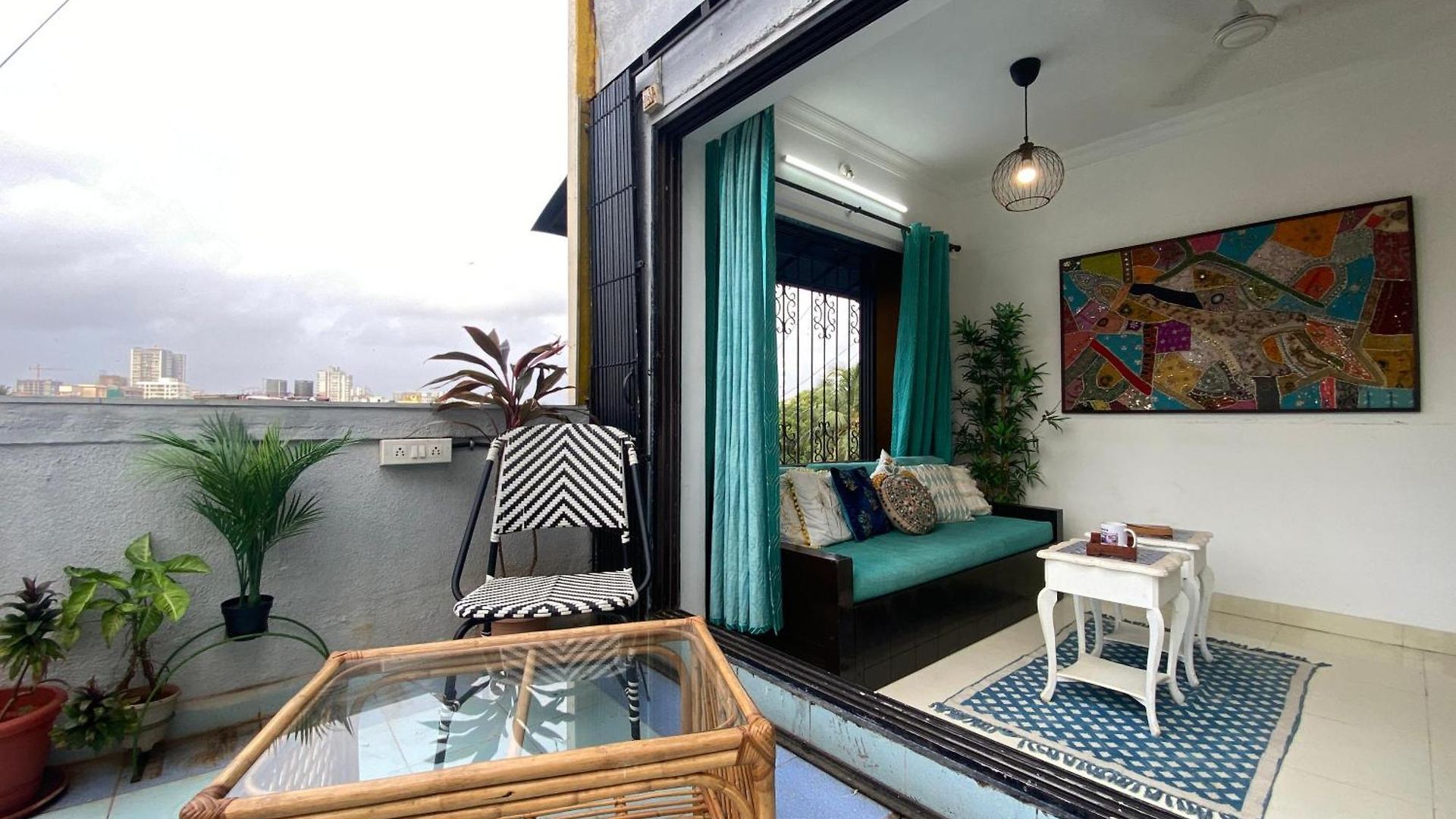 Connekthomes - Saba Heritage Charming In Bandra West