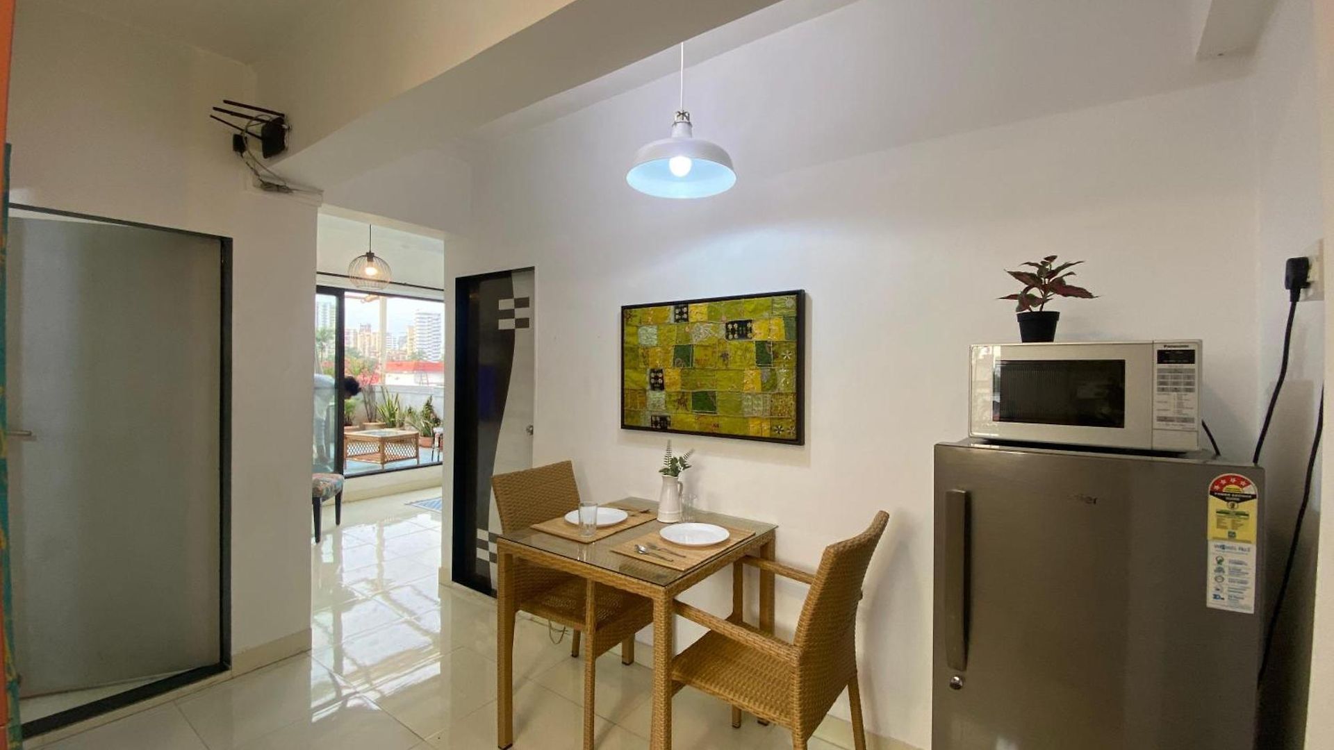 Connekthomes - Saba Heritage Charming In Bandra West Apartment