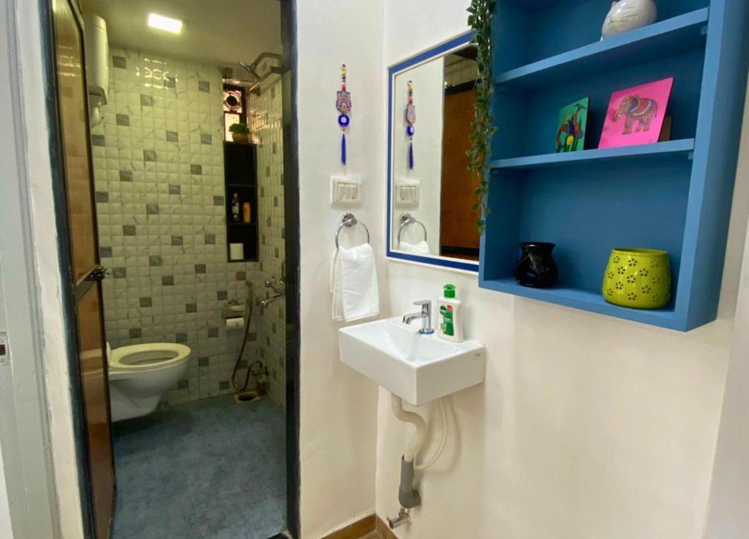 Connekthomes - Saba Heritage Charming In Bandra West *