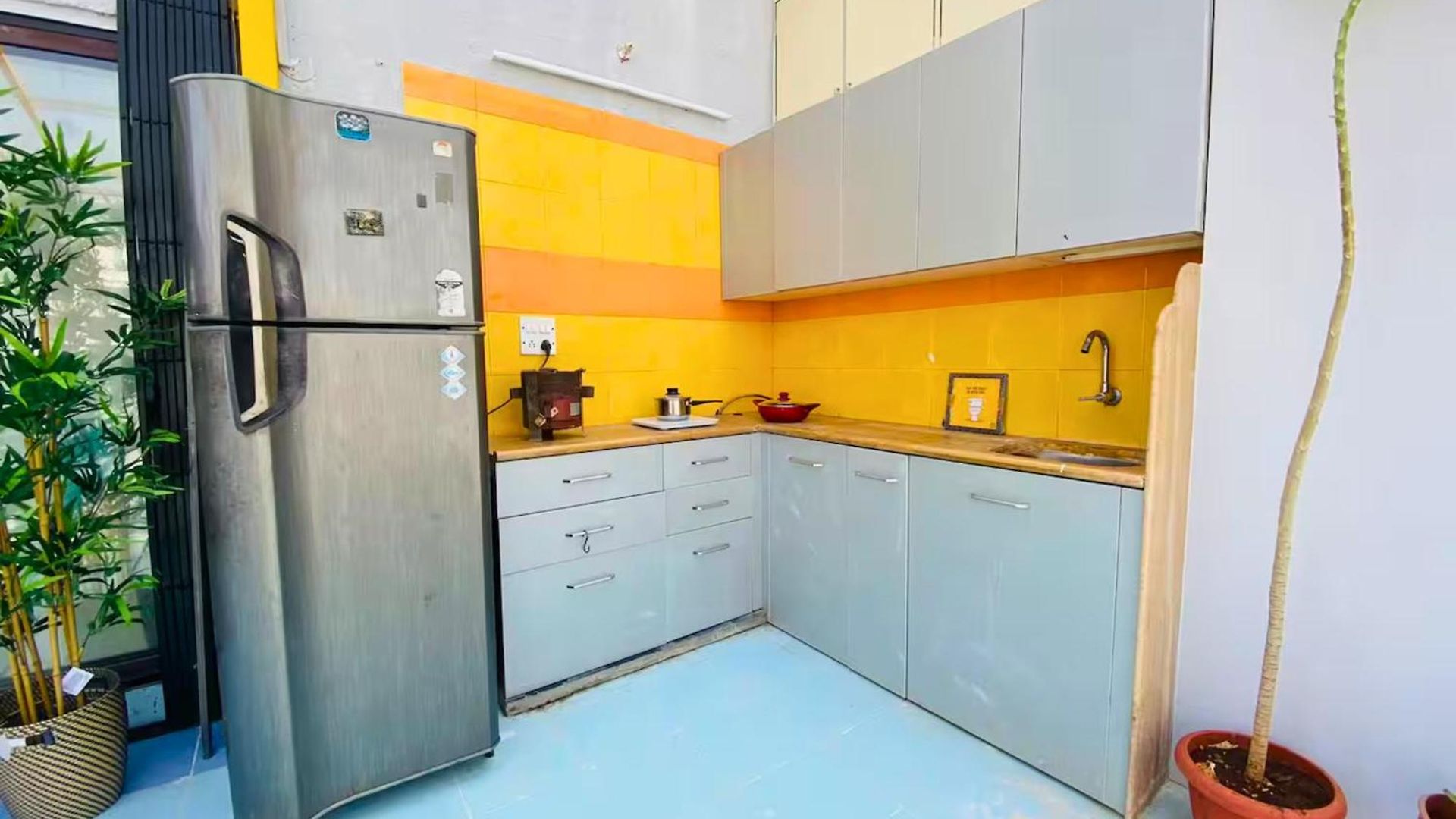 Connekthomes - Saba Heritage Charming In Bandra West