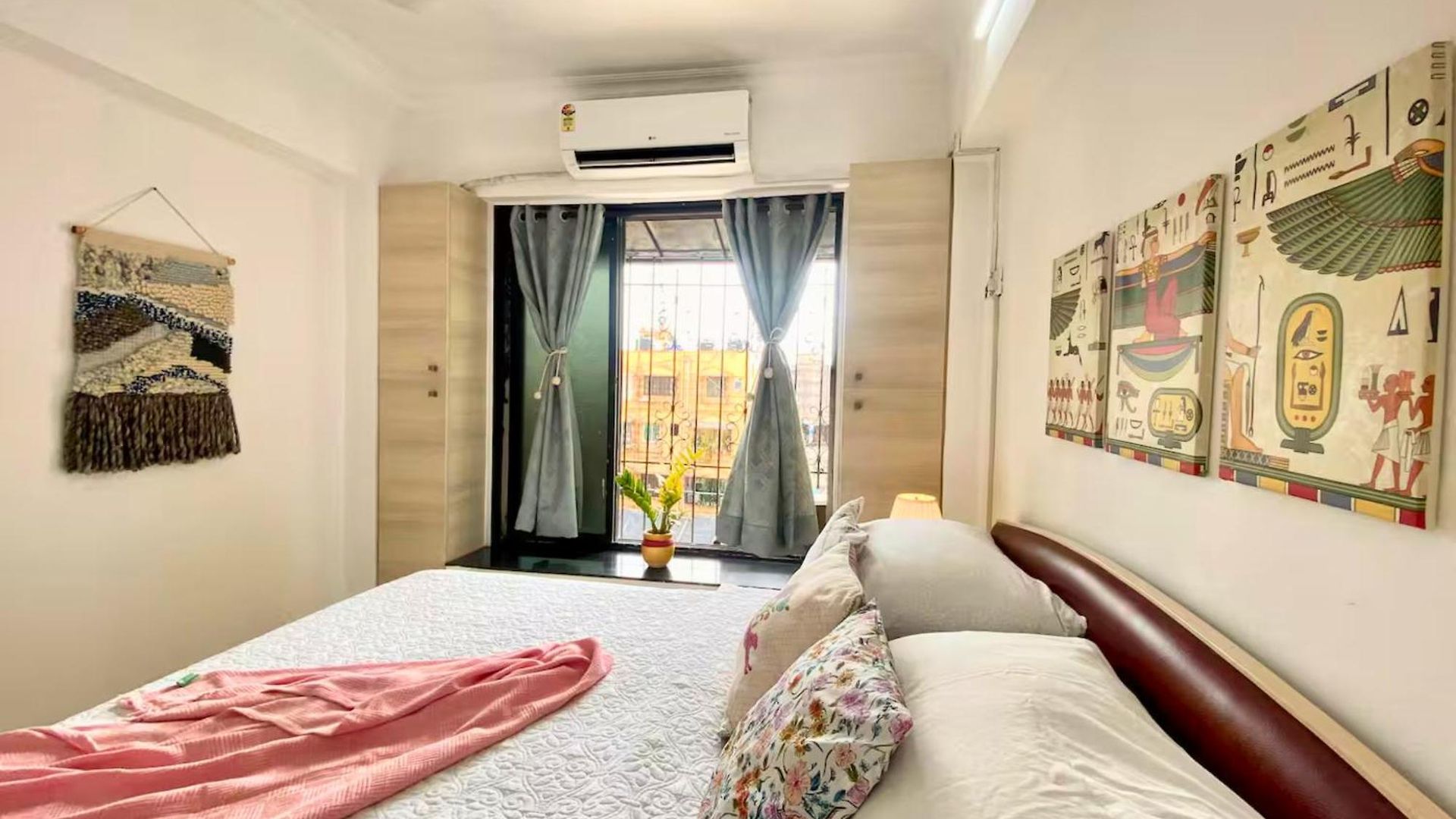 Connekthomes - Saba Heritage Charming In Bandra West
