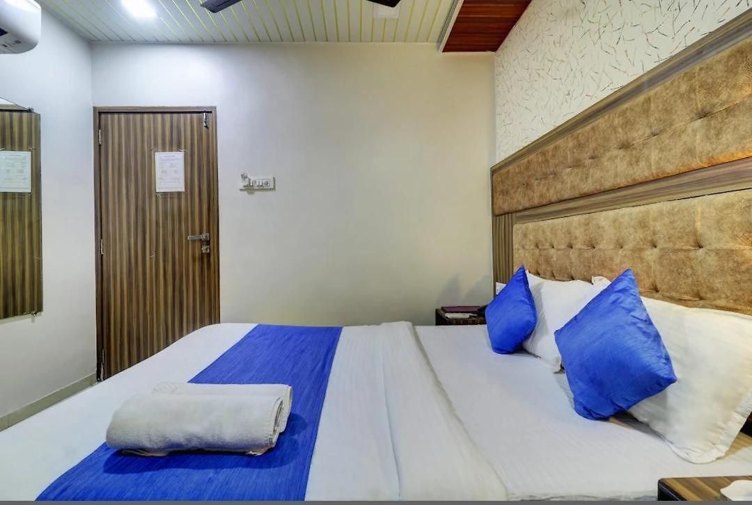 New Blue Sapphire Residency Hotel 3*