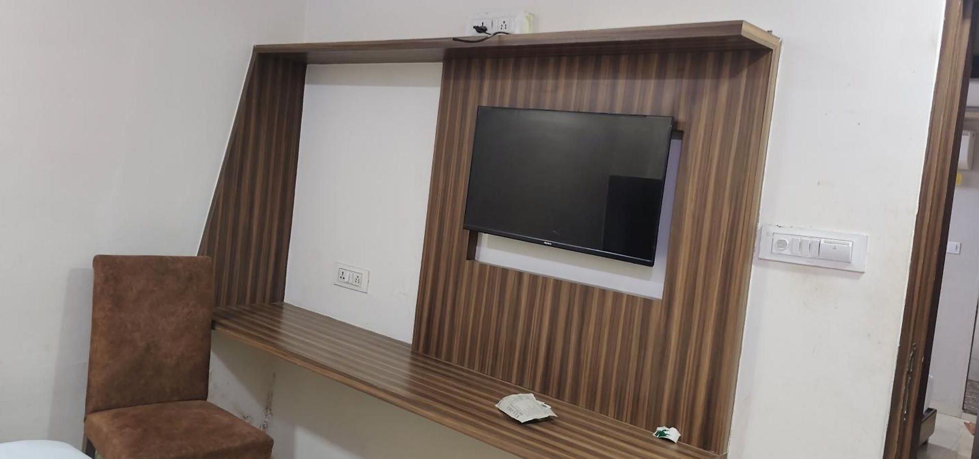 New Blue Sapphire Residency 3*