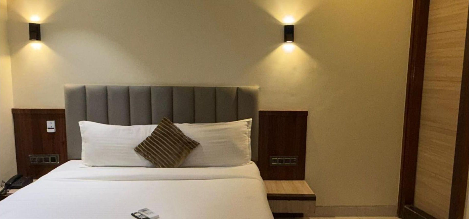 Shine Hospitality Residency Hotel Mumbai