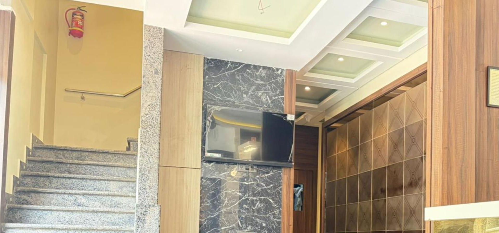 Hotel Shine Hospitality Residency