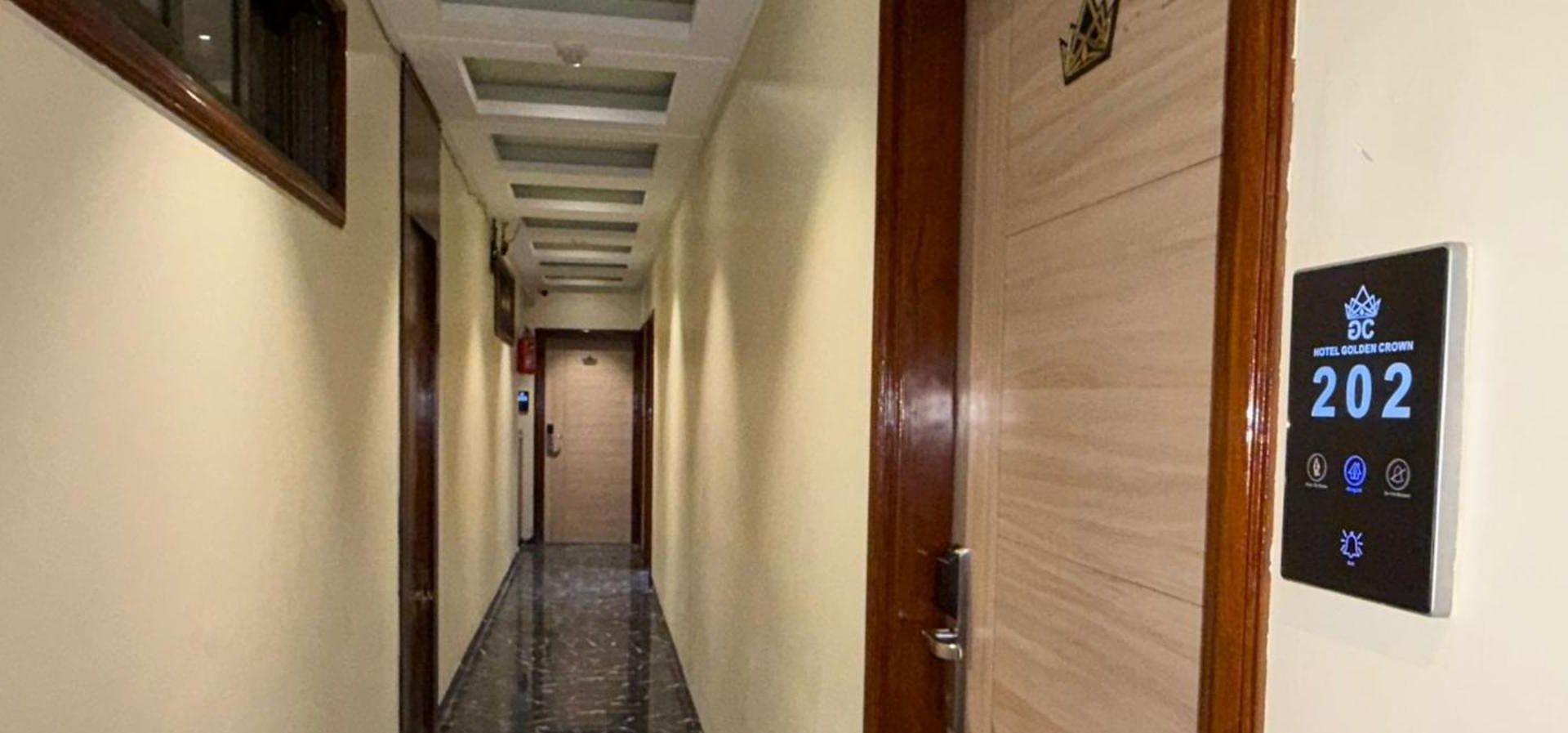 Shine Hospitality Residency *