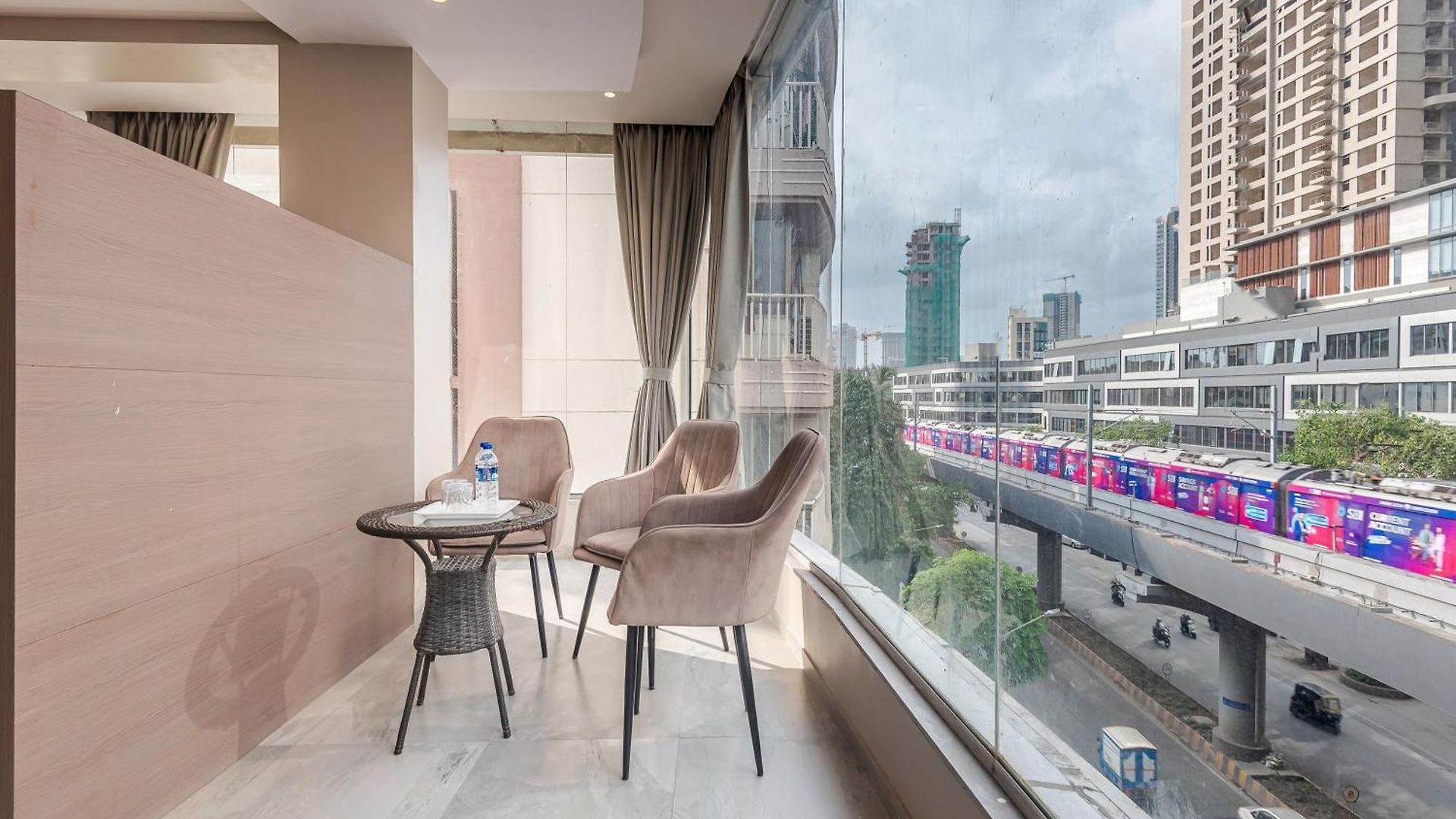 Aura - Near Malad Link Road Mumbai