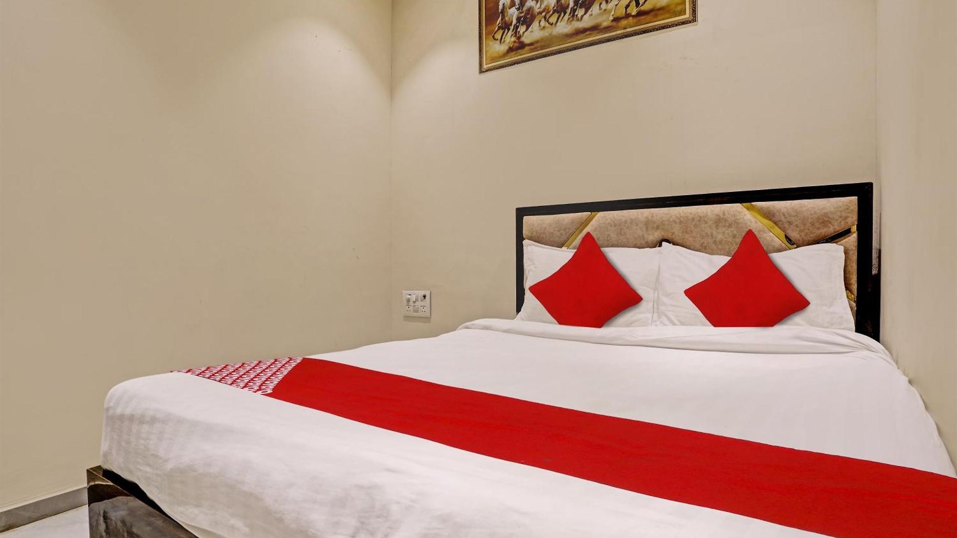 O Nk Grand Hotel 3*