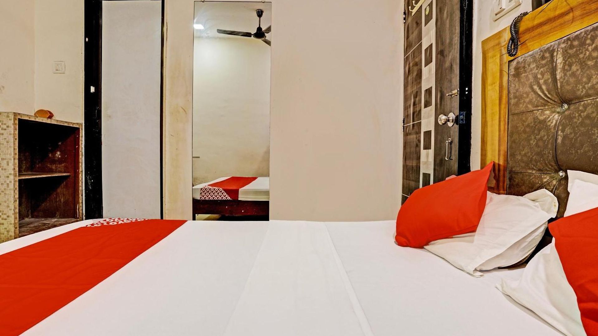 Hotel Oyo Flagship Satyam Palace 3*