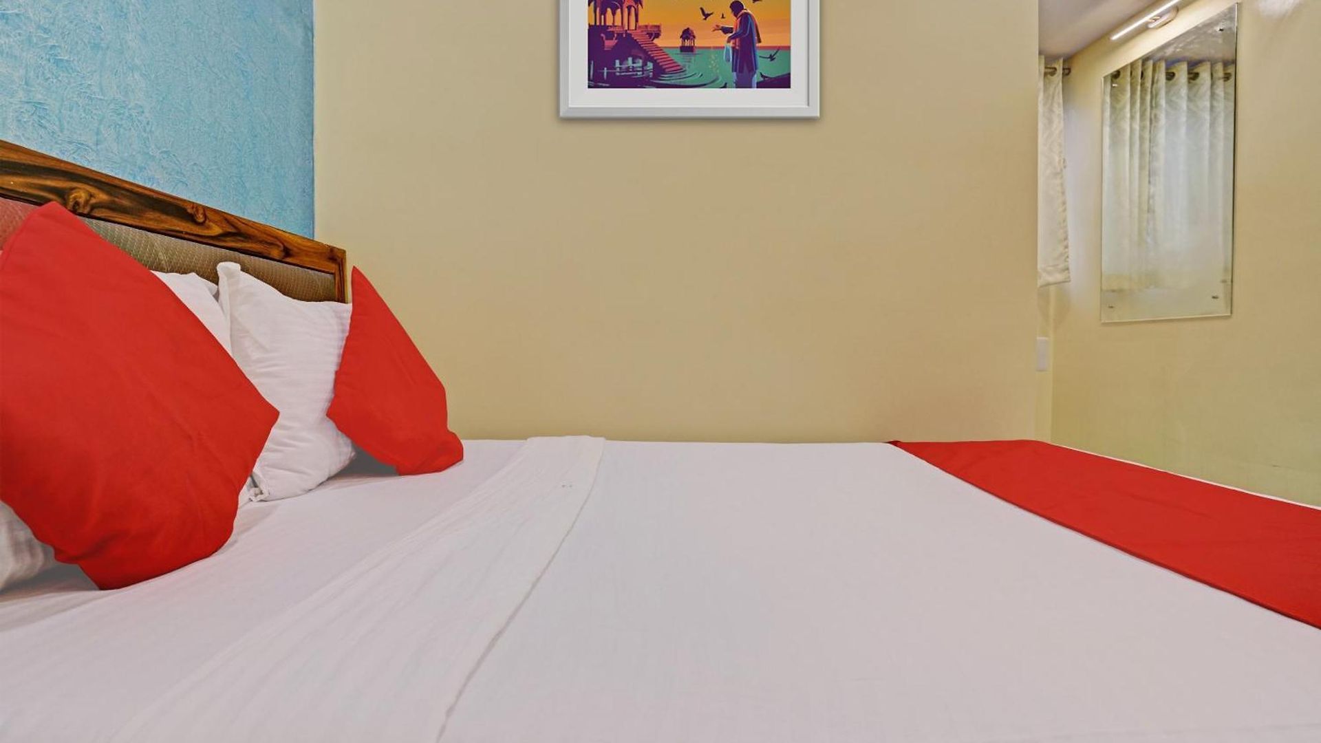 Oyo Flagship Nine Hills Mumbai