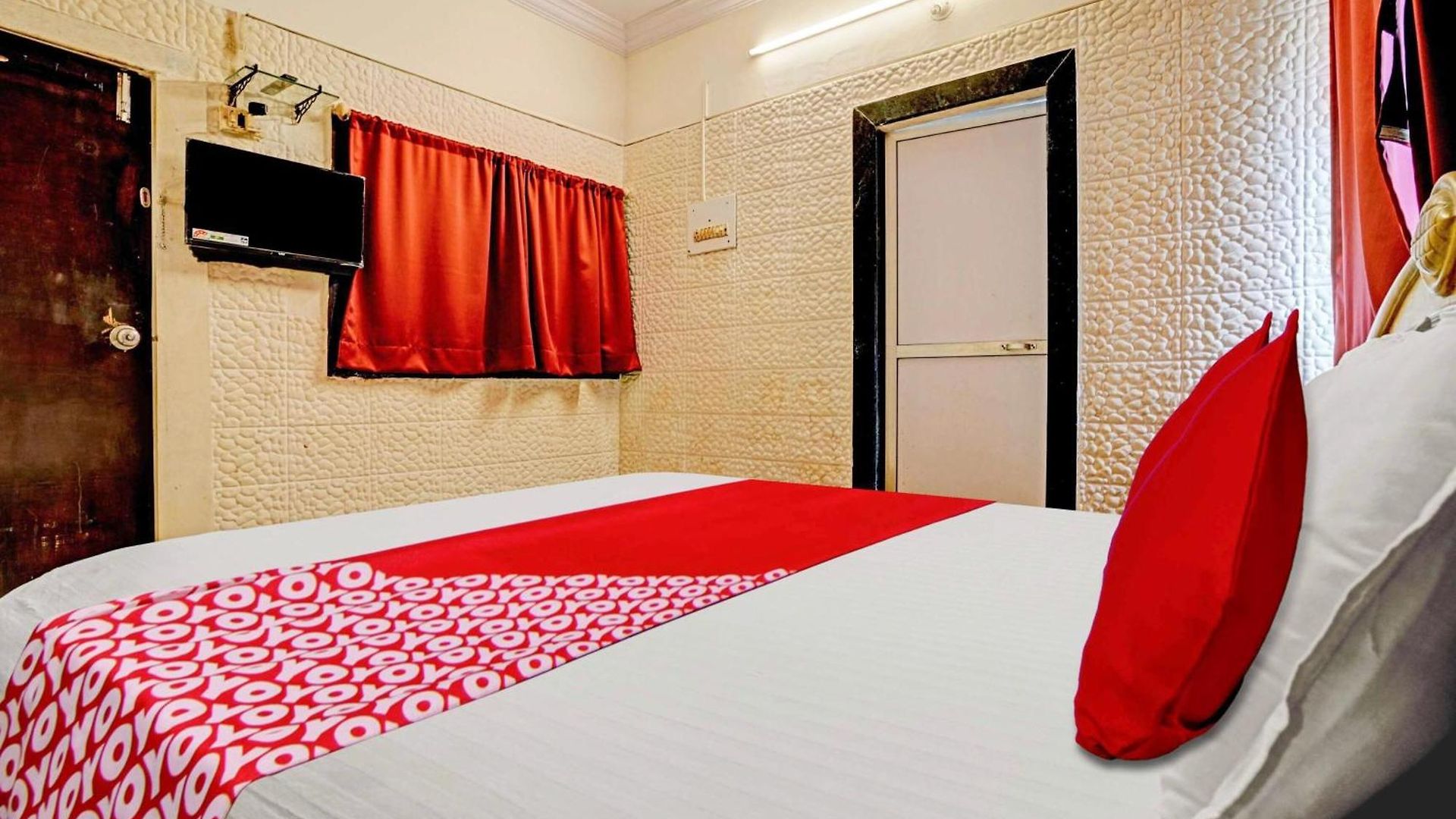 Oyo Flagship Sai Residency Mumbai