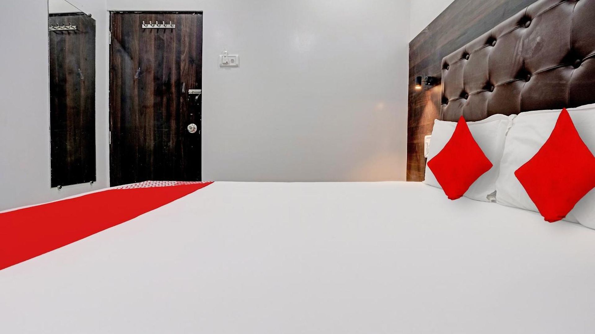 Hotel O Nithyanand