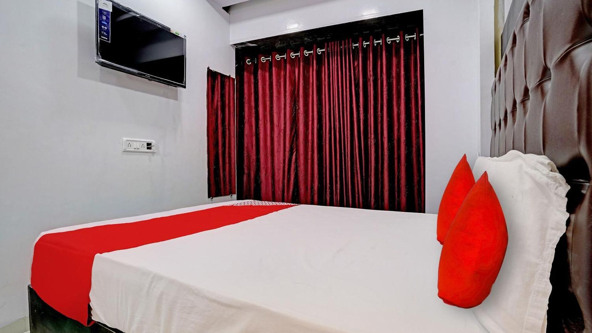 Hotel O Nithyanand 3*