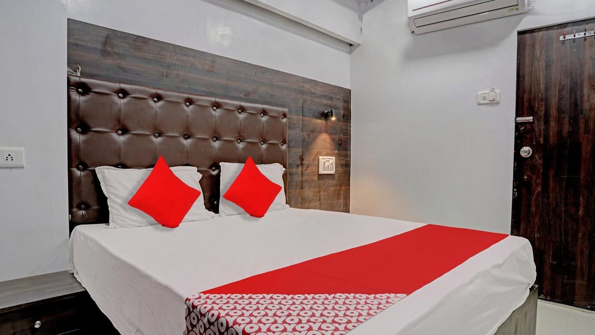 Hotel O Nithyanand 3*