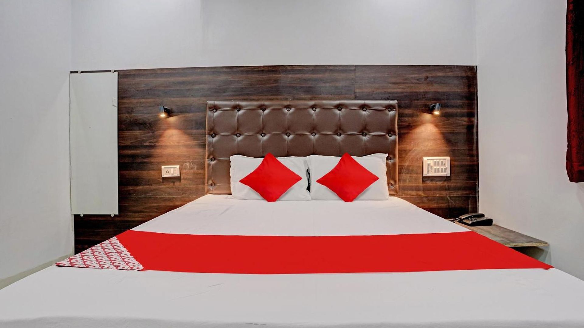O Nithyanand 3* Mumbai
