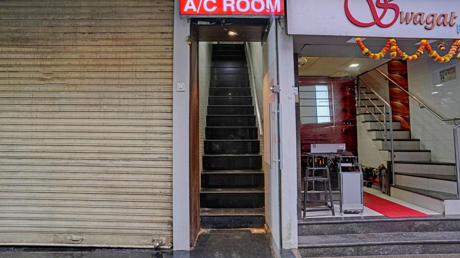 O Nithyanand 3* Mumbai