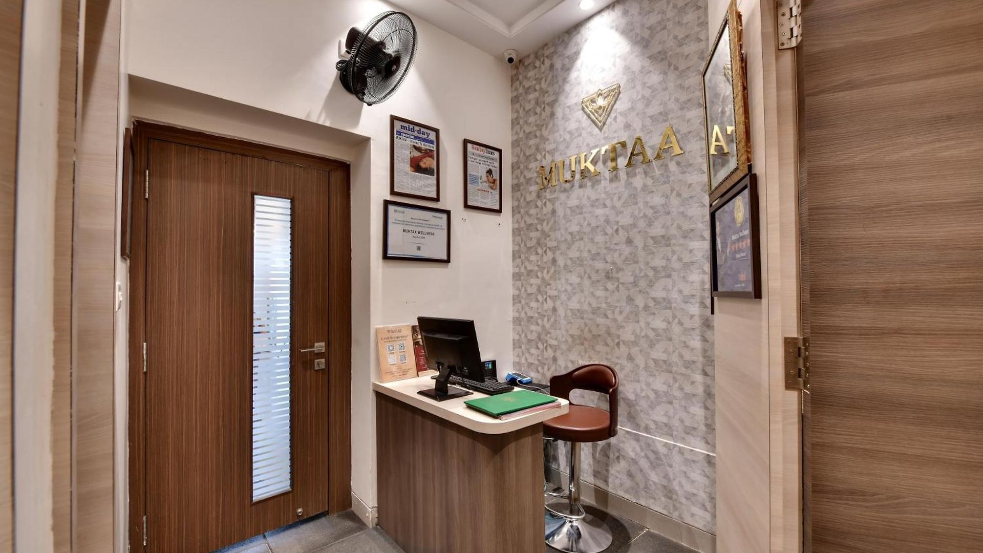 Suba Palace Near Gateway Of India 4* Mumbai