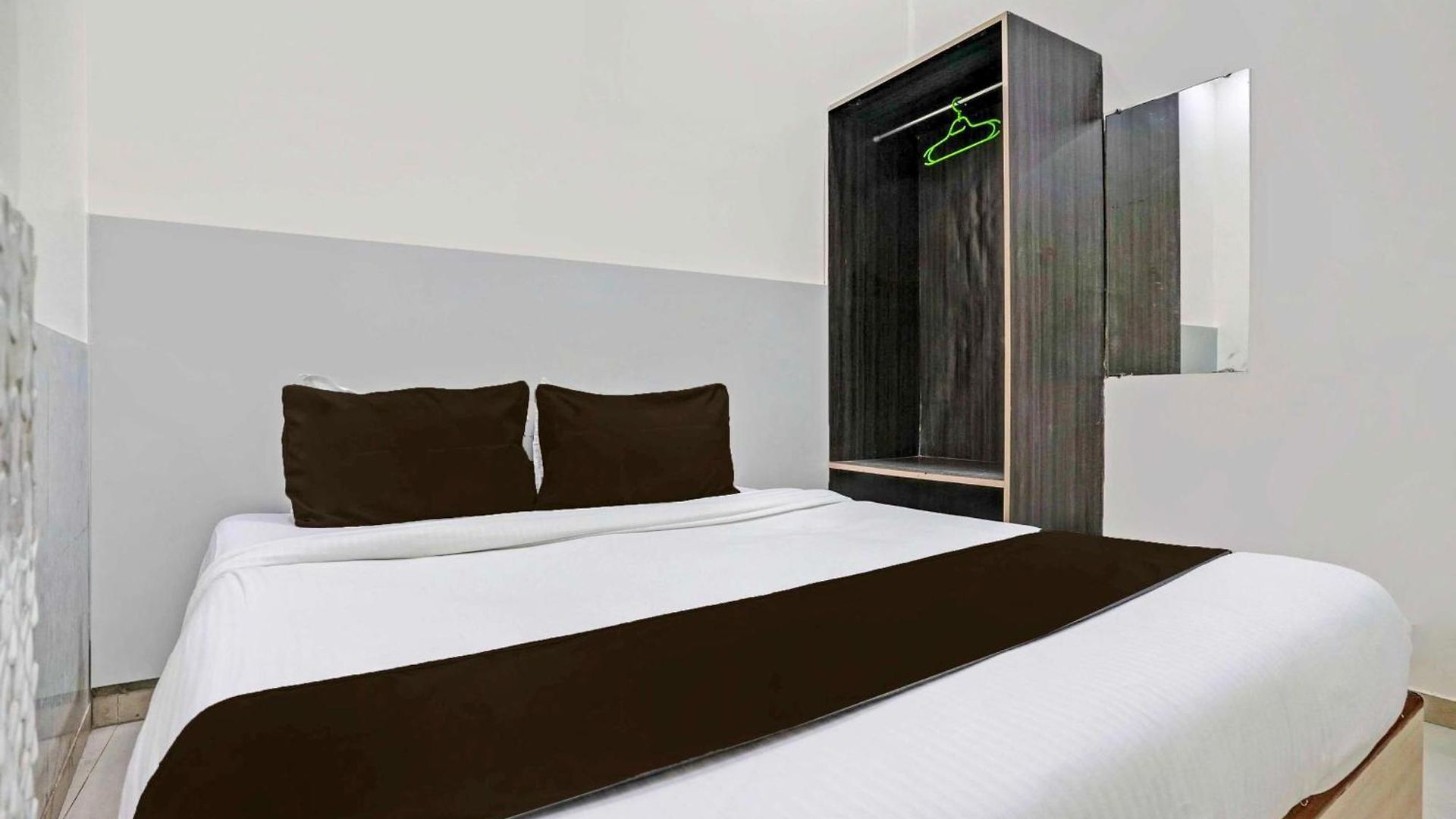 Super O Kailash Park Near Sakinaka Metro Station 4* Mumbai