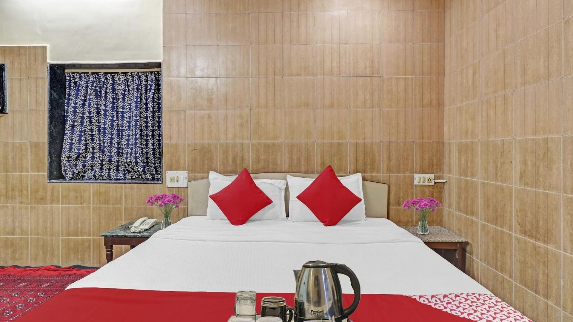 Super O Rajdoot Near Phoenix Palladium Hotel 3*