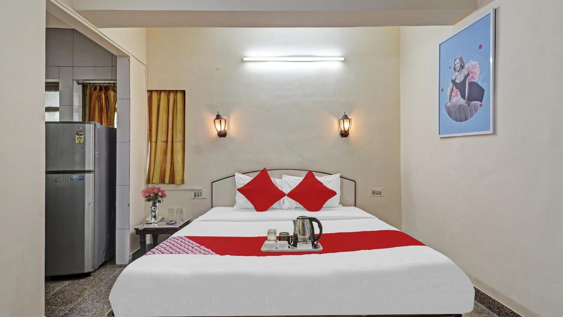 Super O Rajdoot Near Phoenix Palladium Hotel 3*