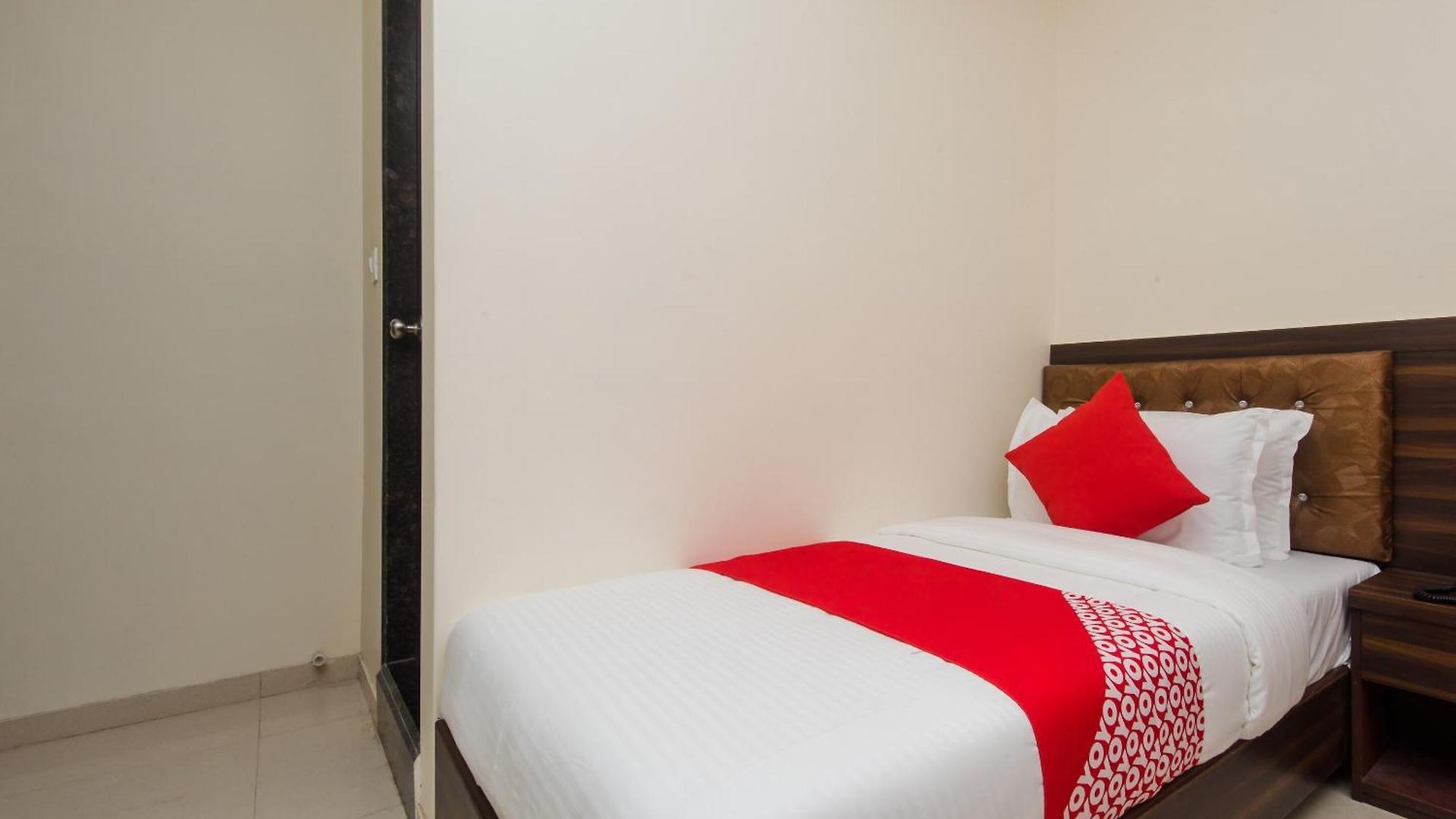 O Avion Park Hotel 3*