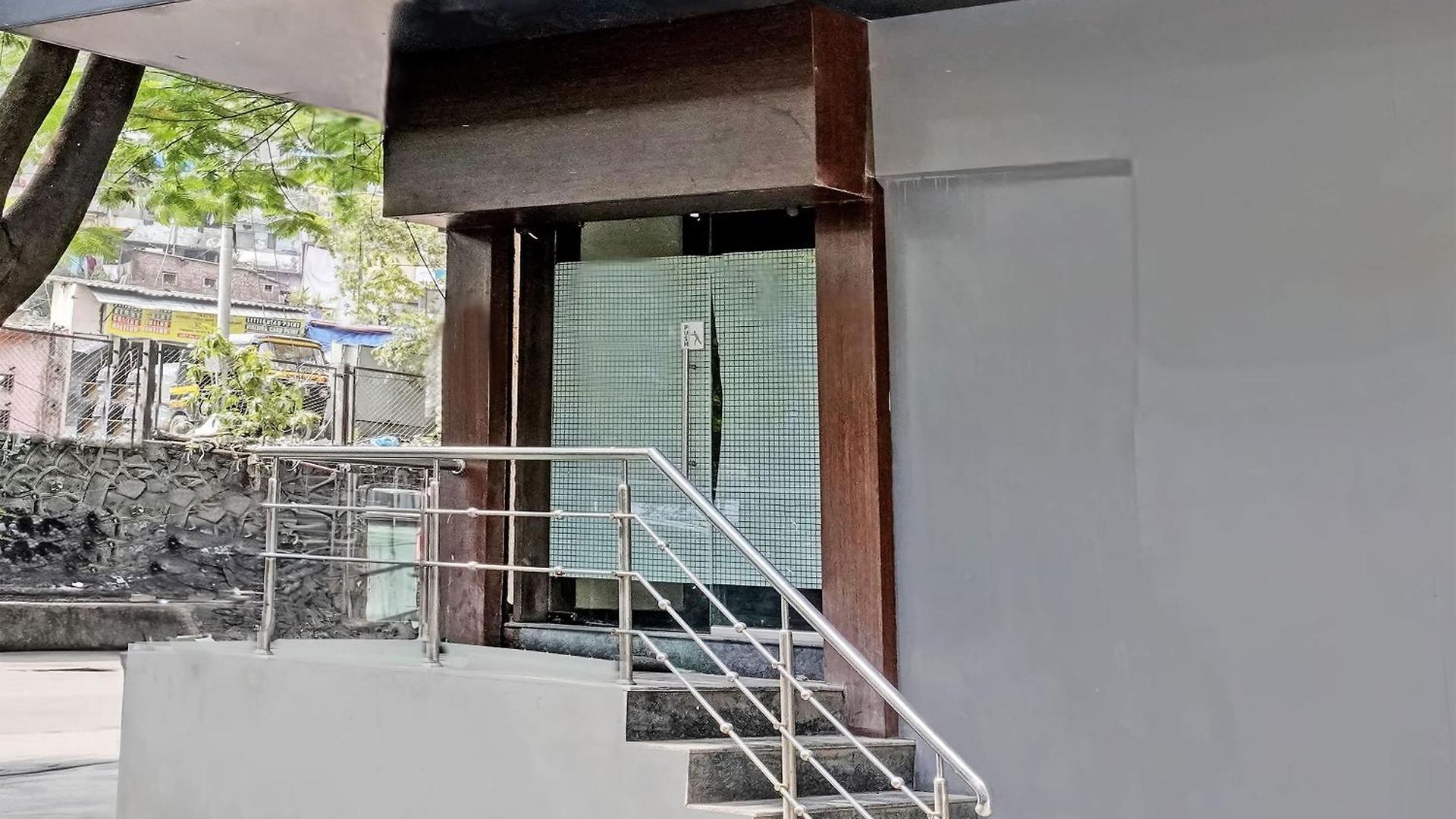 Hotel O Blue Near R Mall