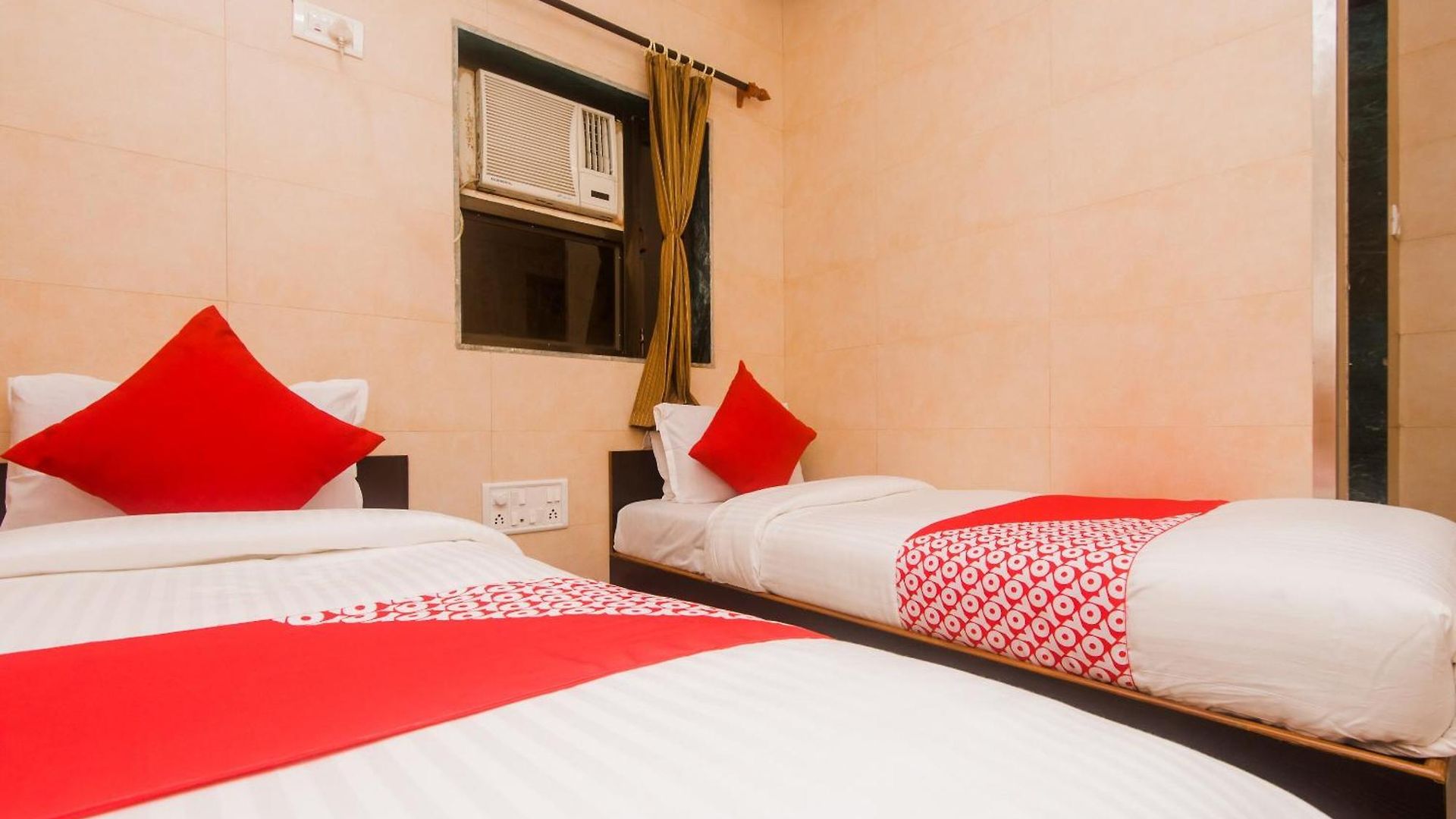 O Kamal Hotel Mumbai