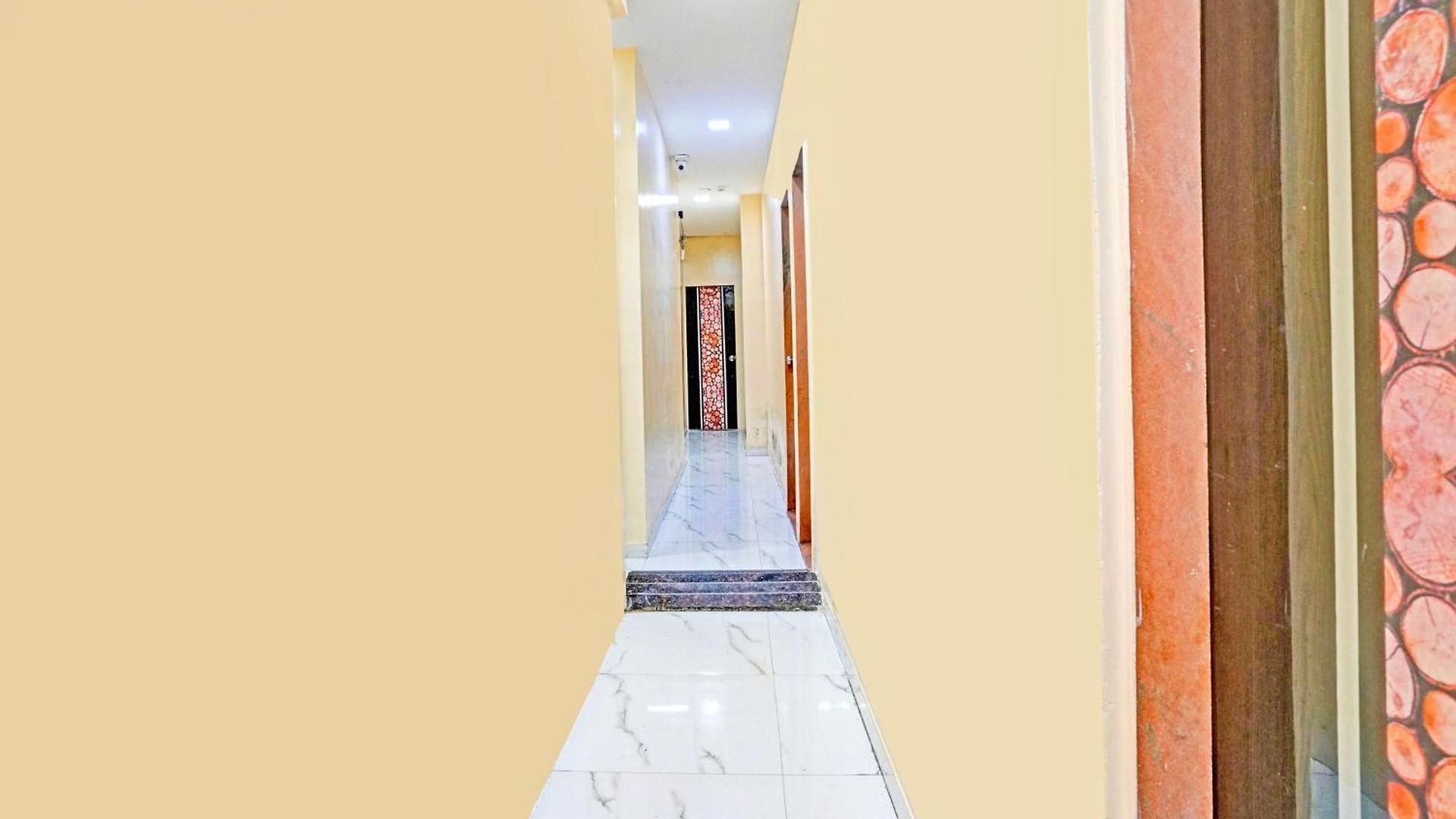 O Asma Hotel Mumbai