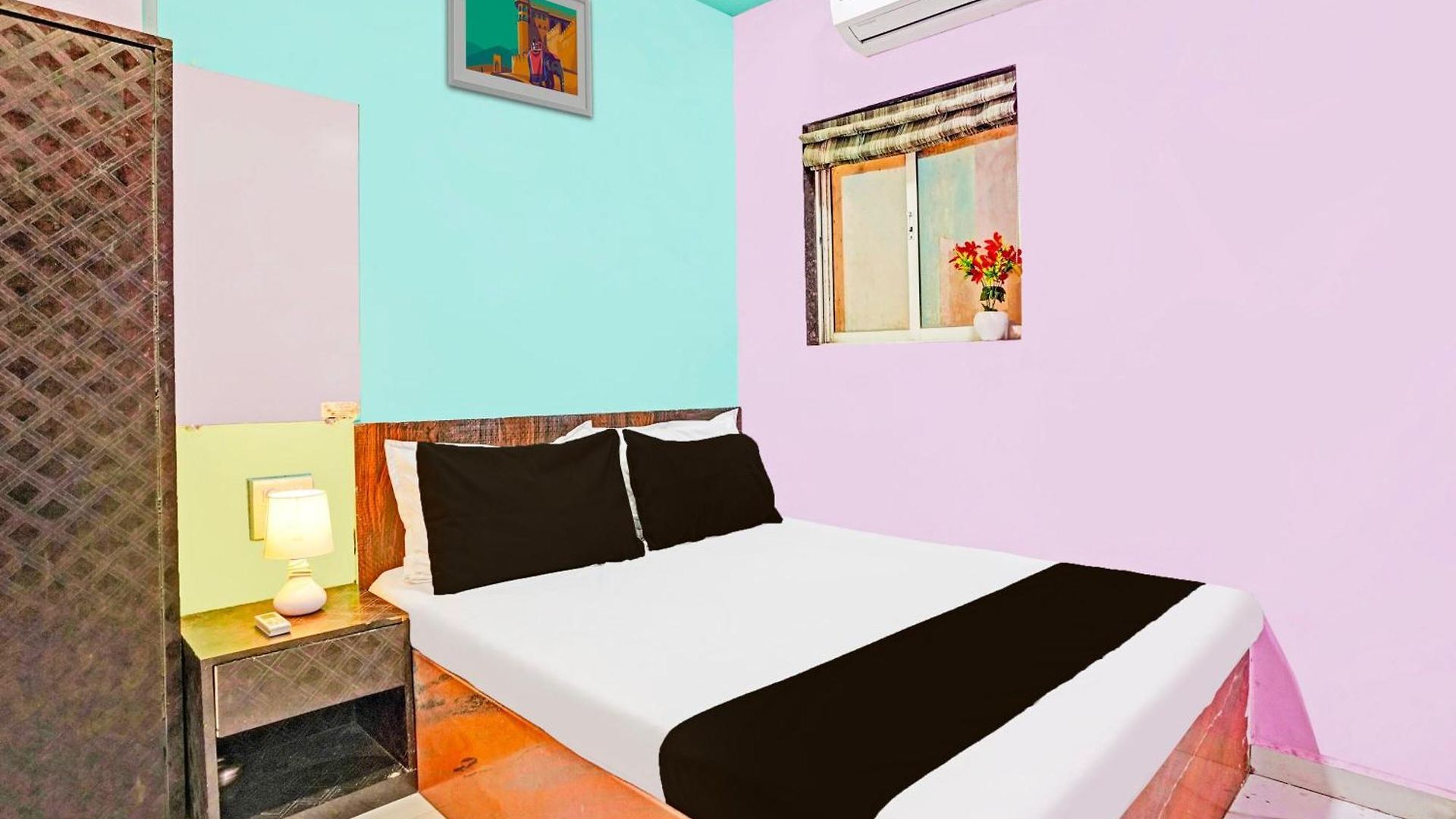 O Asma Hotel Mumbai
