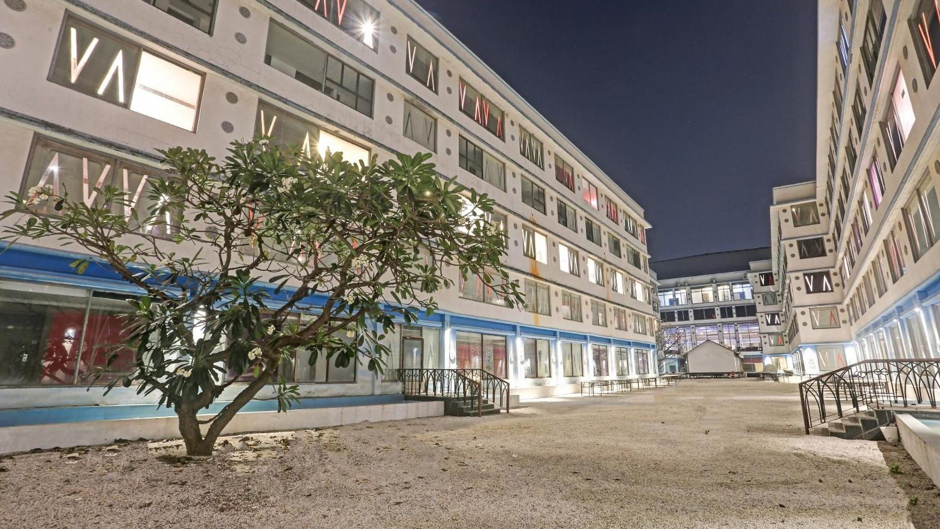 Hotel Townhouse Royal Palms