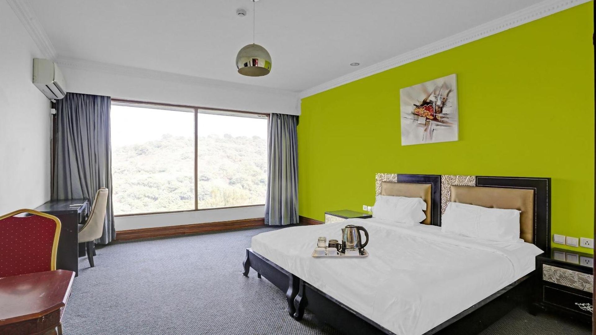 Townhouse Royal Palms Hotel 4*